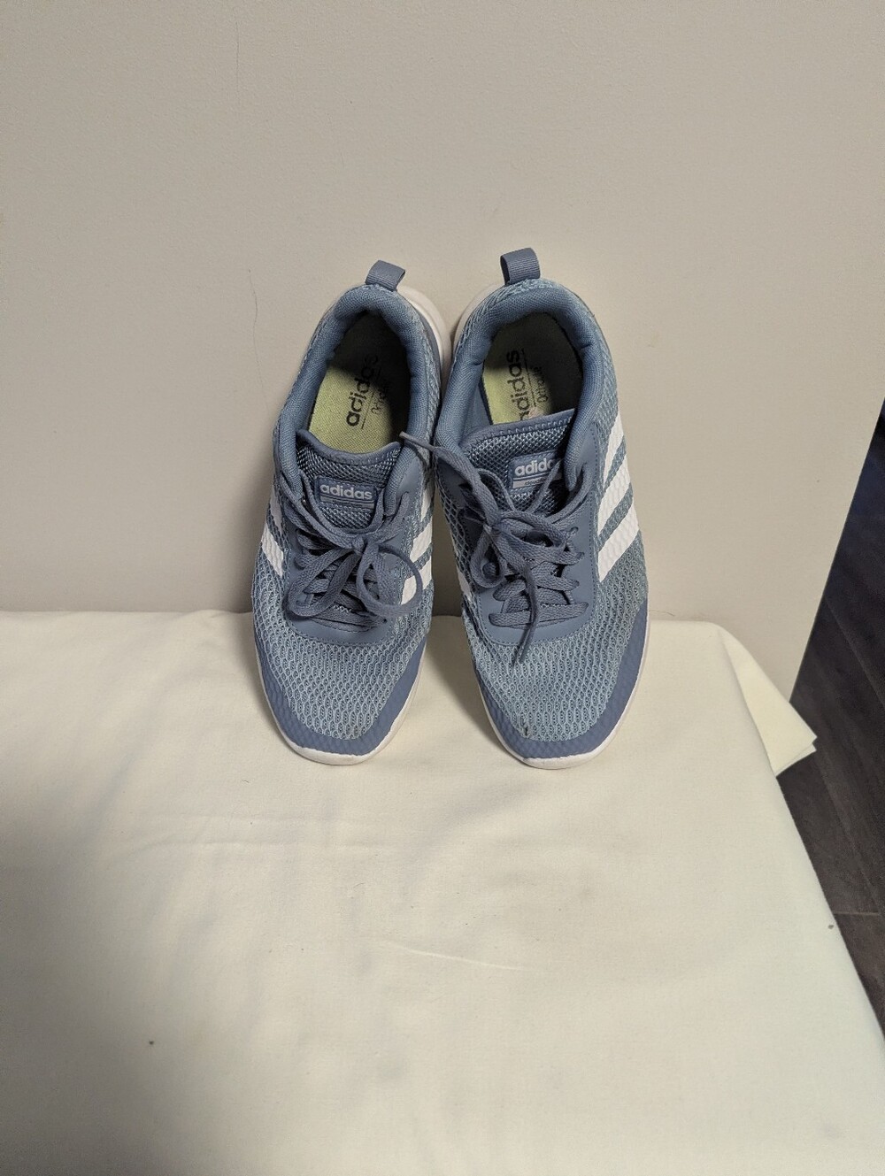 Adidas runners Ortholite Size 8. GUC. Blue Mesh Fabric. Women's.